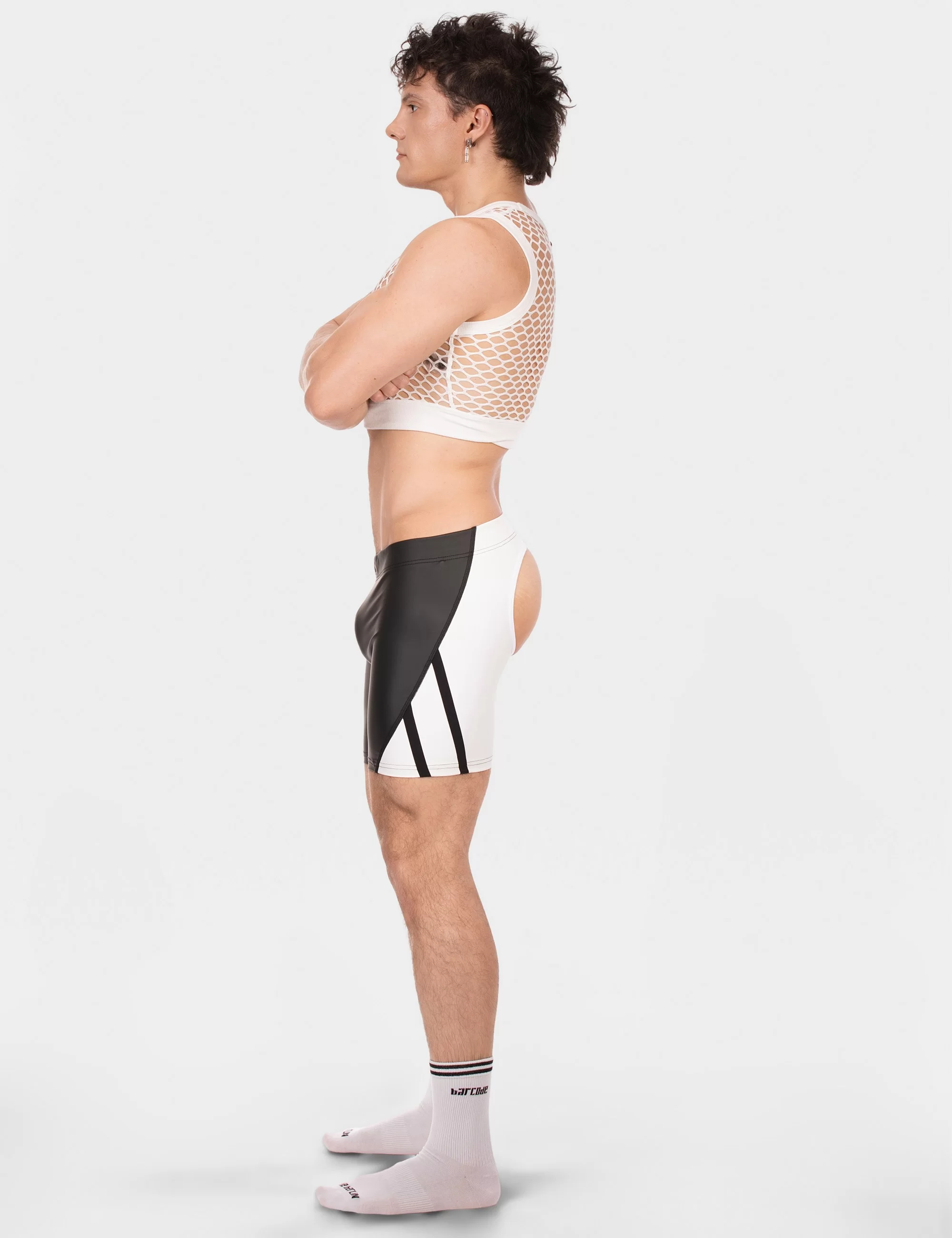 Short Vess - White-Black Short Vess - White-Black